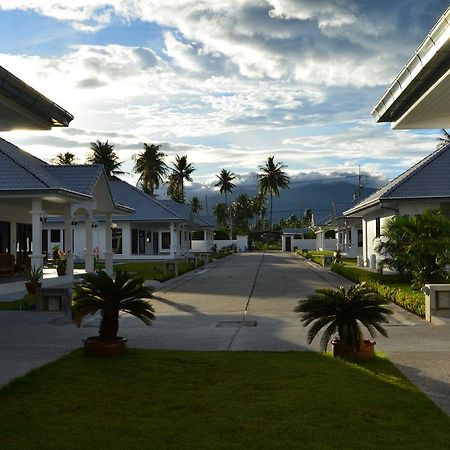 Mango Beach Resort Thailand Ban Huai Yang Exteriör bild
